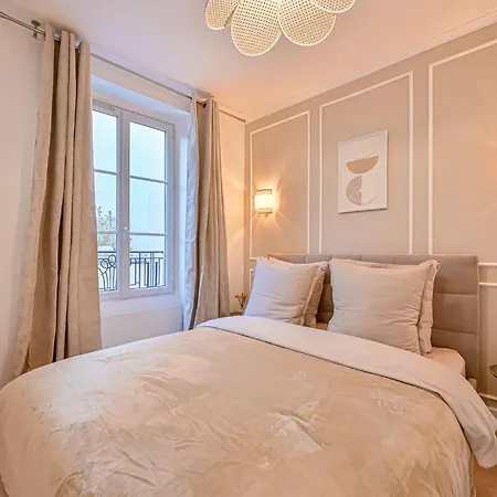 Eiffel- Perfect Location *