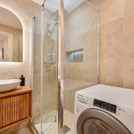 Apartment Eiffel- Perfect Location Paris