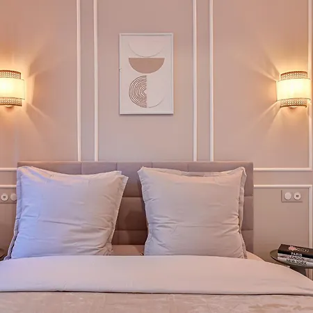 Apartment Eiffel- Perfect Location *